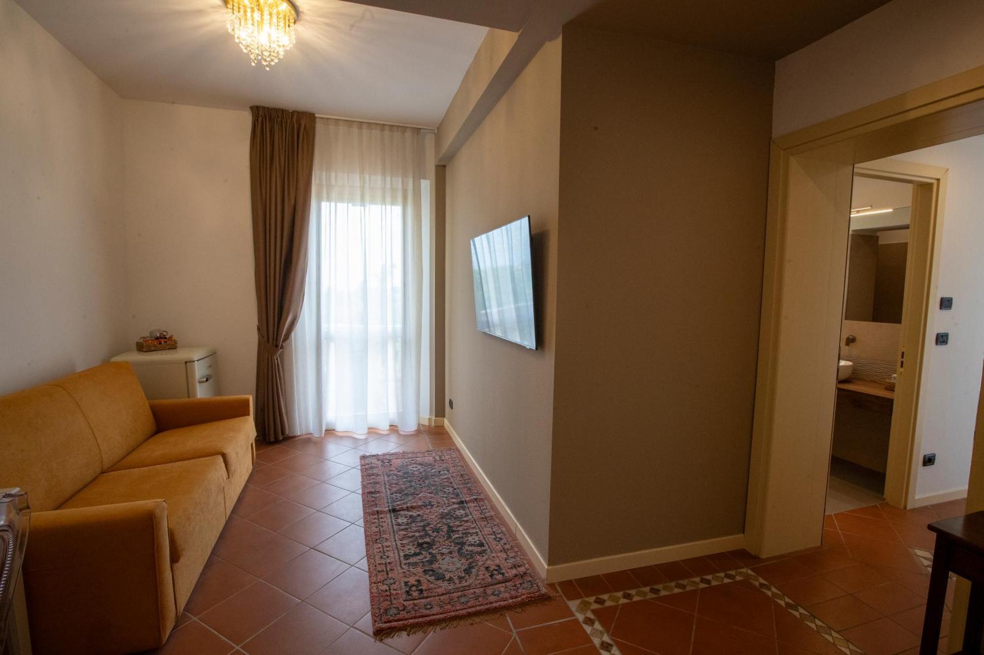 Albergo Cane Доцца Екстер'єр фото